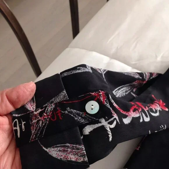 Chico's women's top silky soft blouse long sleeve size 1 $55 tag new with tags - Picture 7 of 7